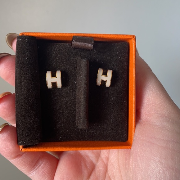 Hermes Jewelry - Hermeś Authentic H mini gold plated earrings.